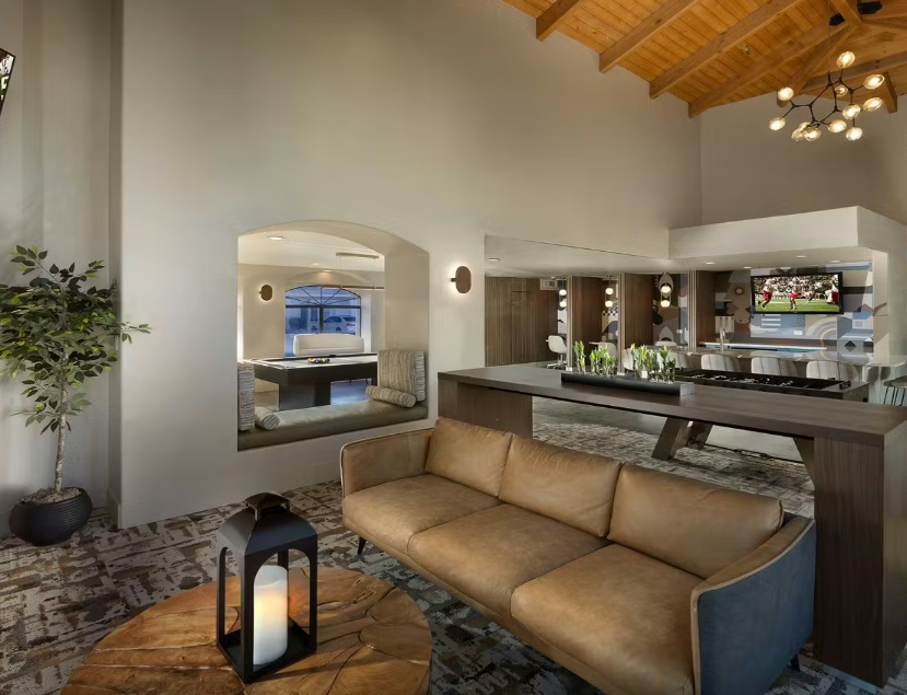 Ventura Apartment — detail view